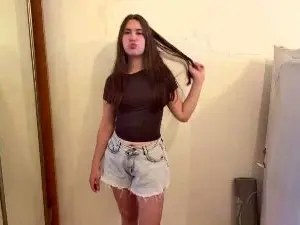 LizetteMordini  live sex cam