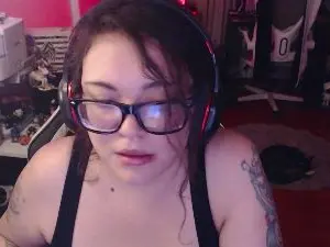 Melanypresley1  live sex cam
