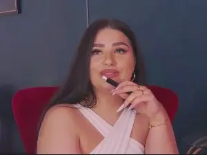 AdelynnReeds  live sex cam