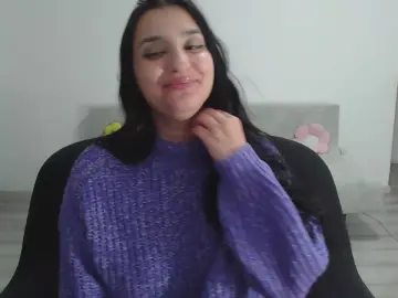 Liv98  live sex cam