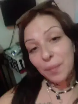 VicGoddess22  live sex cam
