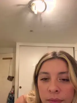 Violeta33  live sex cam