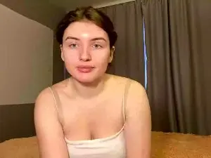 KarlyFeit  live sex cam