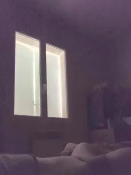 Syl7  live sex cam