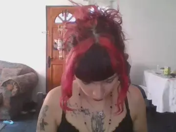 Gotikcul0naa  live sex cam