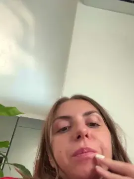 Ile2520  live sex cam