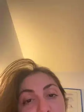 Ile2520  live sex cam