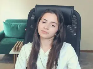 DarlineDoose  live sex cam