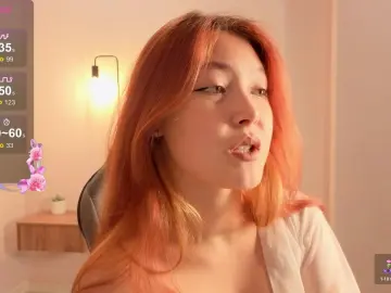 French_Eyes  live sex cam