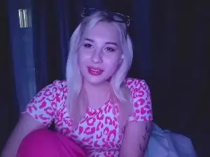 JulianaSonne  live sex cam