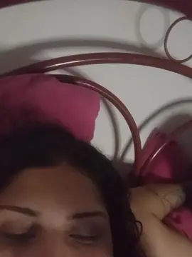 Kirabadgalll  live sex cam