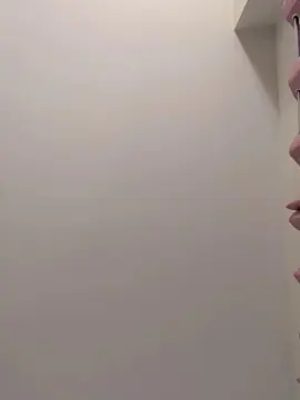 MsDanihot  live sex cam