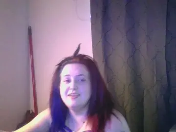 LilMsSisi420  live sex cam