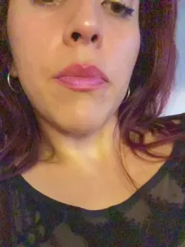 Reedgyal  live sex cam