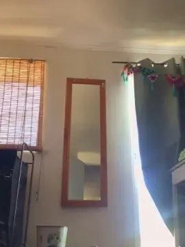 Reedgyal  live sex cam