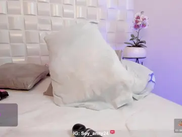 Anny_rouse24  live sex cam
