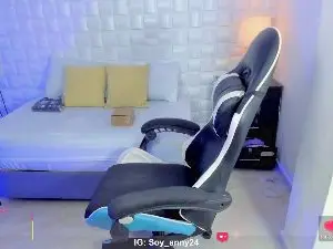Anny_rouse24  live sex cam