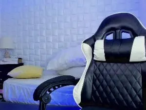Anny_rouse24  live sex cam