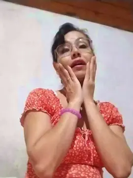 Isabella238  live sex cam
