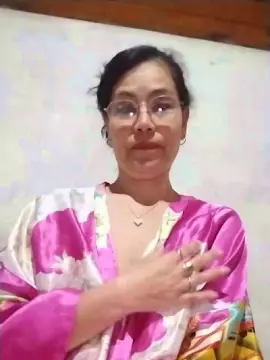 Isabella238  live sex cam