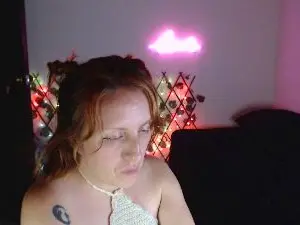 Kittysalvaje  live sex cam