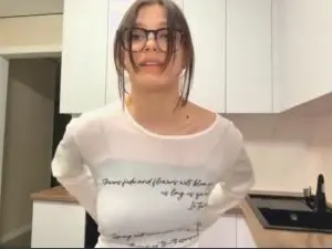 KimberlyVong  live sex cam