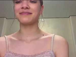 KimberlyVong  live sex cam