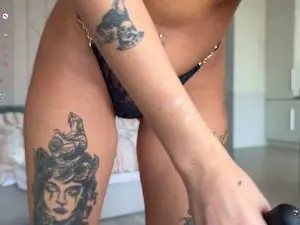 KeeleyMitchell  live sex cam