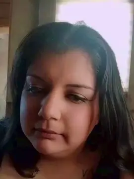 Lovelynnquinn  live sex cam