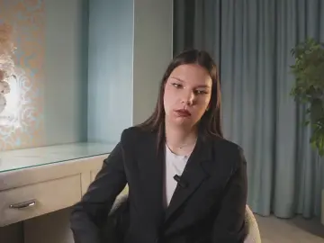 LisandraCoyne  live sex cam