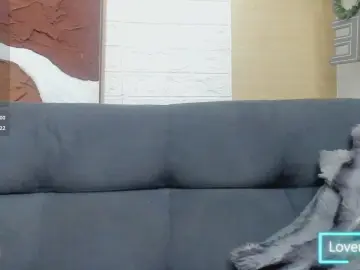 Scarlettprinces  live sex cam