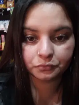 Beluuu27  live sex cam