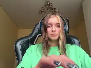 MeaganYorton  live sex cam