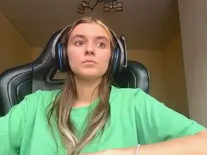 MeaganYorton  live sex cam