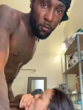 MysteryMari33  live sex cam