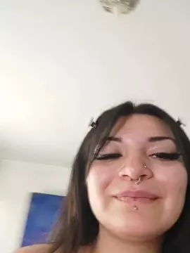 Black_widow_1  live sex cam