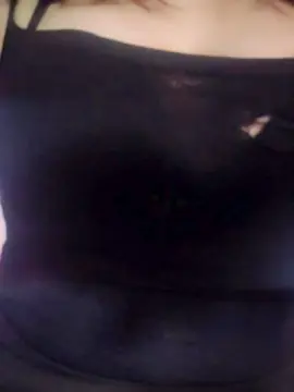 Roxannepiggy  live sex cam