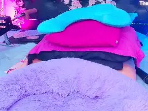 Adriana_55  live sex cam