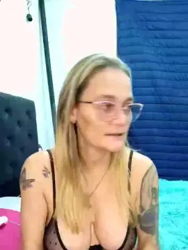 Nany78  live sex cam
