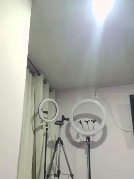 SarahRusso  live sex cam