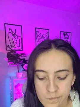 SarahRusso  live sex cam
