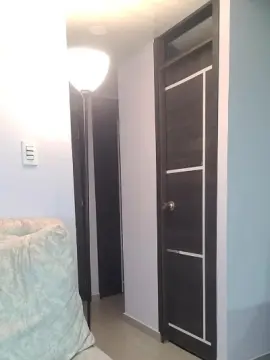 SarahRusso  live sex cam