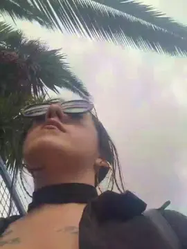 SarahRusso  live sex cam