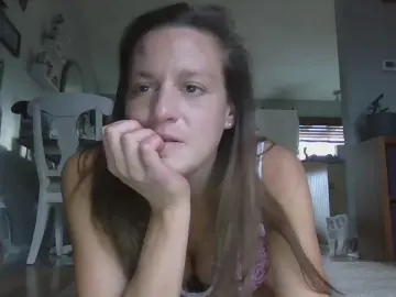 Slippery4sonia  live sex cam