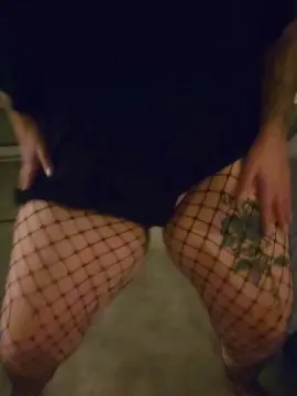 MysteriousMia_  live sex cam
