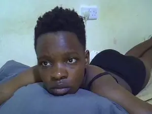 Slender_queen  live sex cam