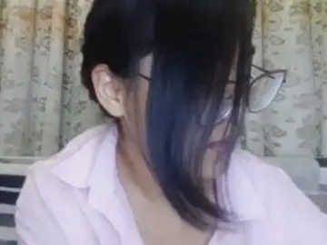 KimiBatis  live sex cam