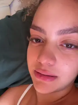 Liphoney  live sex cam