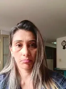 Mujer40tona  live sex cam