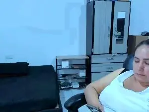 Sofia_4  live sex cam